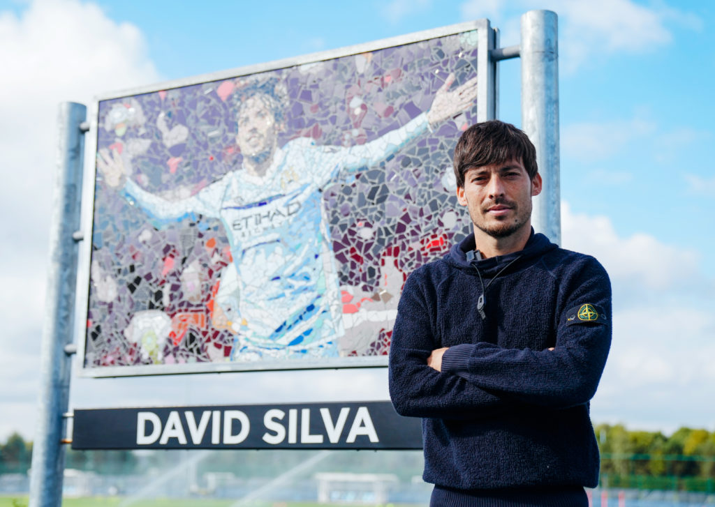 David Silva visits the Manchester City Football Academy
