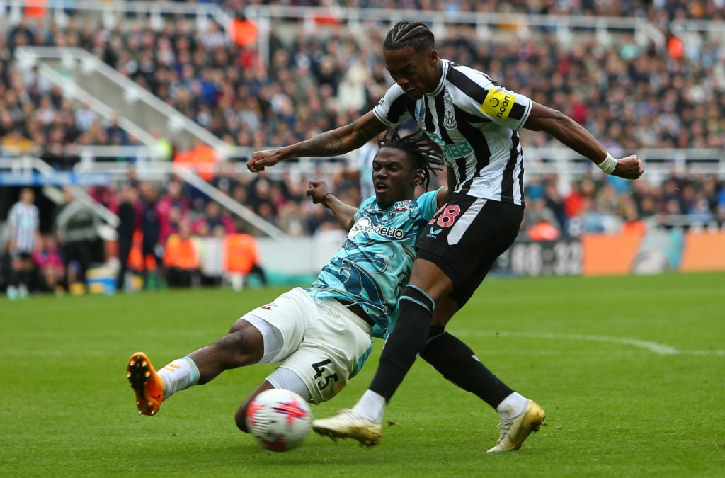 Newcastle United v Southampton FC - Premier League