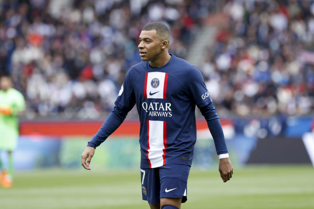 Paris Saint-Germain v FC Lorient - Ligue 1 Uber Eats
