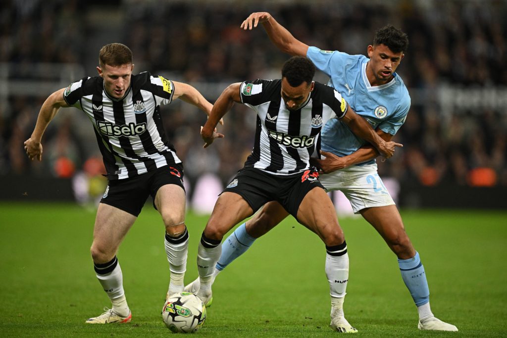 FBL-ENG-LCUP-NEWCASTLE-MAN CITY