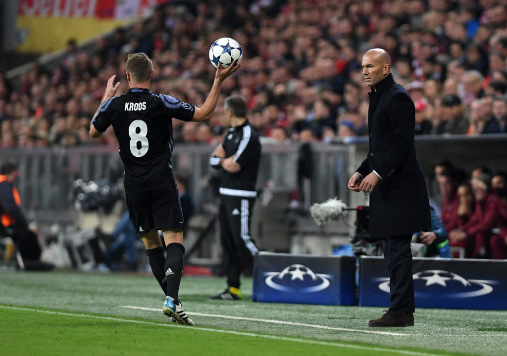 Fussball CHL 16/17 Achtelfinale: FC Bayern Muenchen - Real Madrid