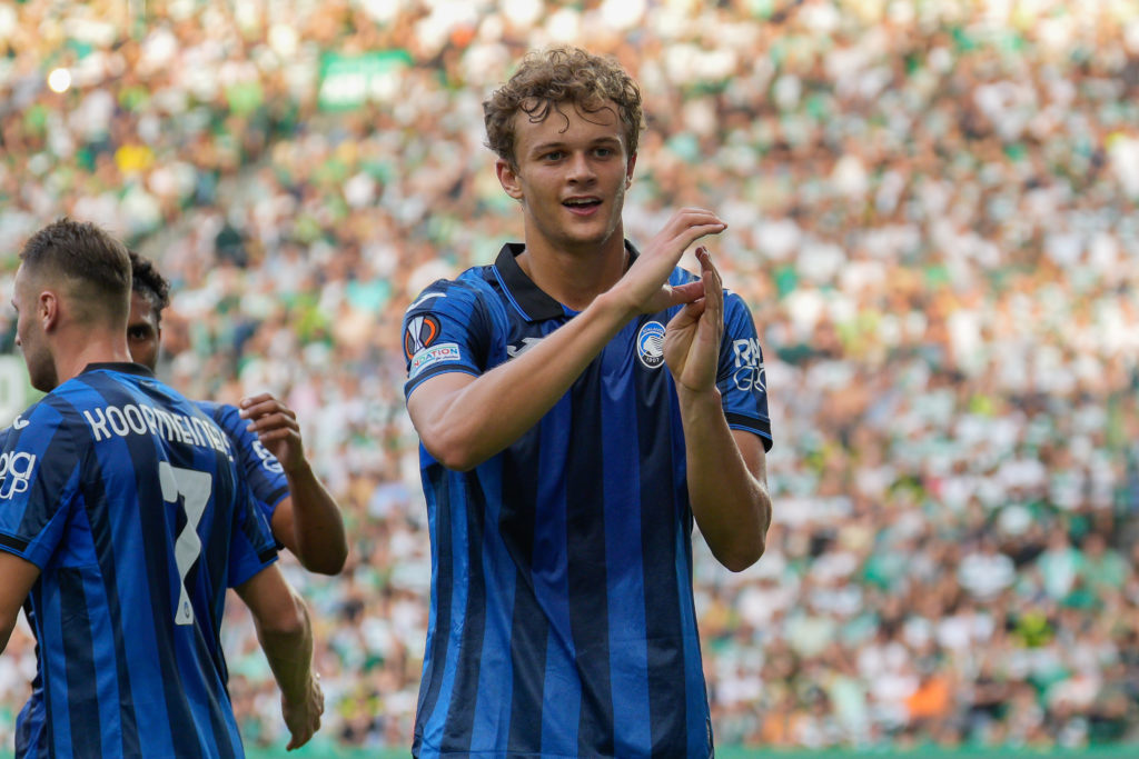 Giorgio Scalvini from Atalanta CB applauses during the UEFA