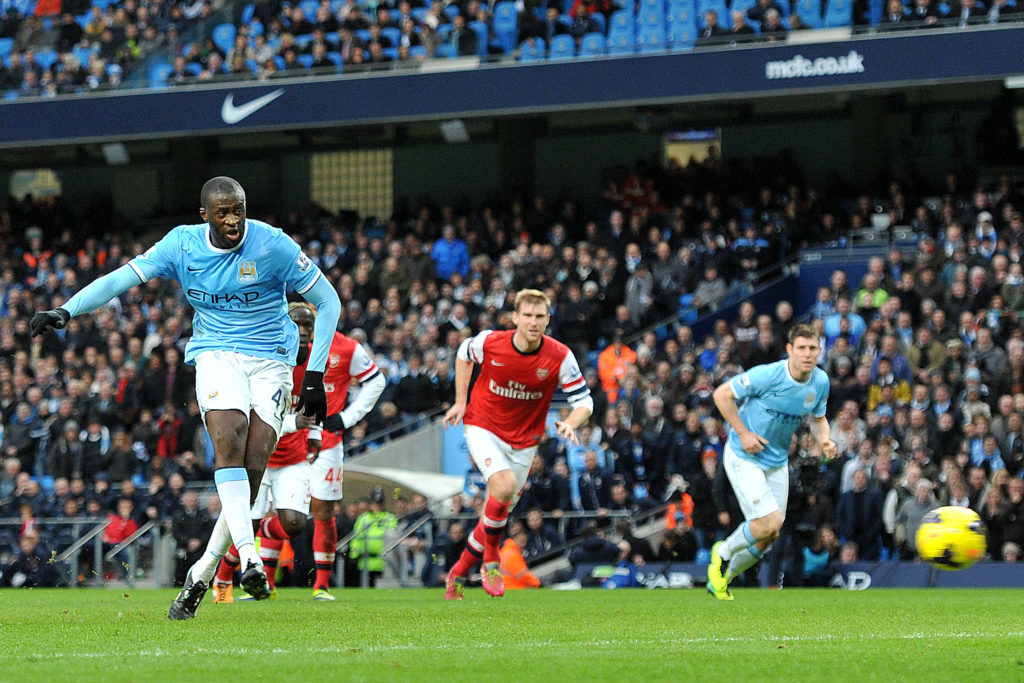 Soccer - Barclays Premier League - Manchester City v Arsenal - Etihad Stadium