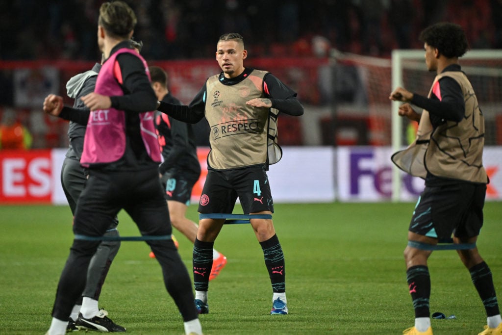 FBL-EUR-C1-RED STAR-MAN CITY
