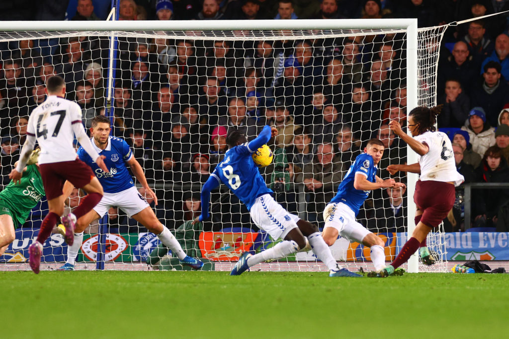 Everton FC v Manchester City - Premier League