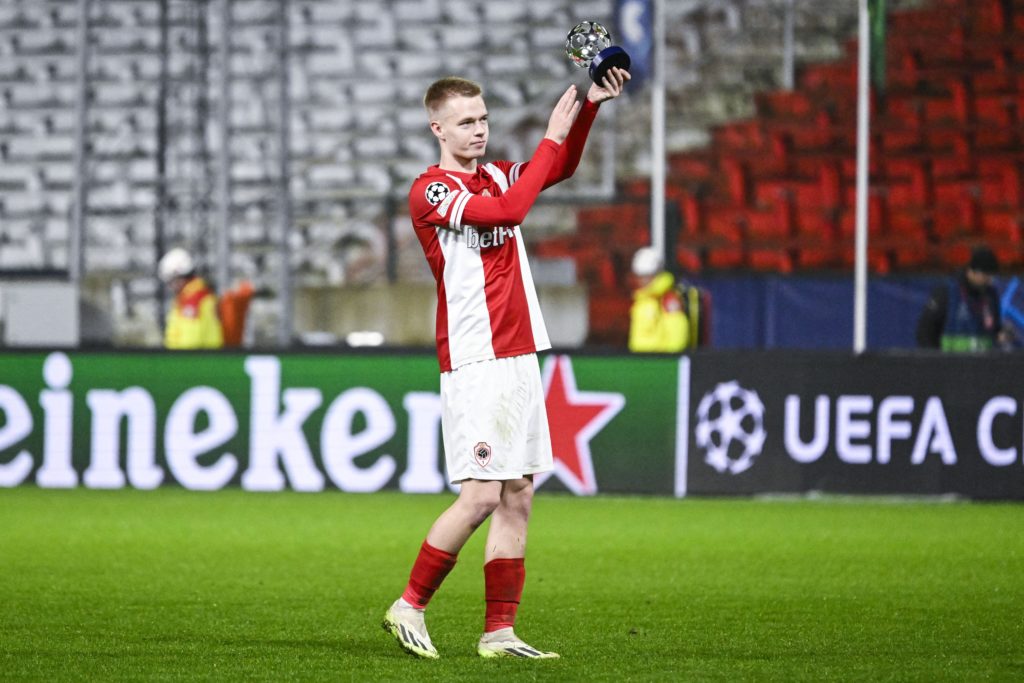 SOCCER CL GROUP DAY6 ROYAL ANTWERP VS FC BARCELONA