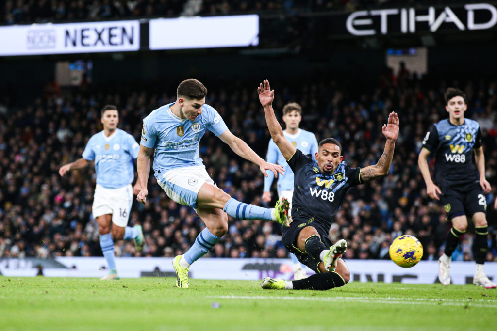 Manchester City v Burnley FC - Premier League