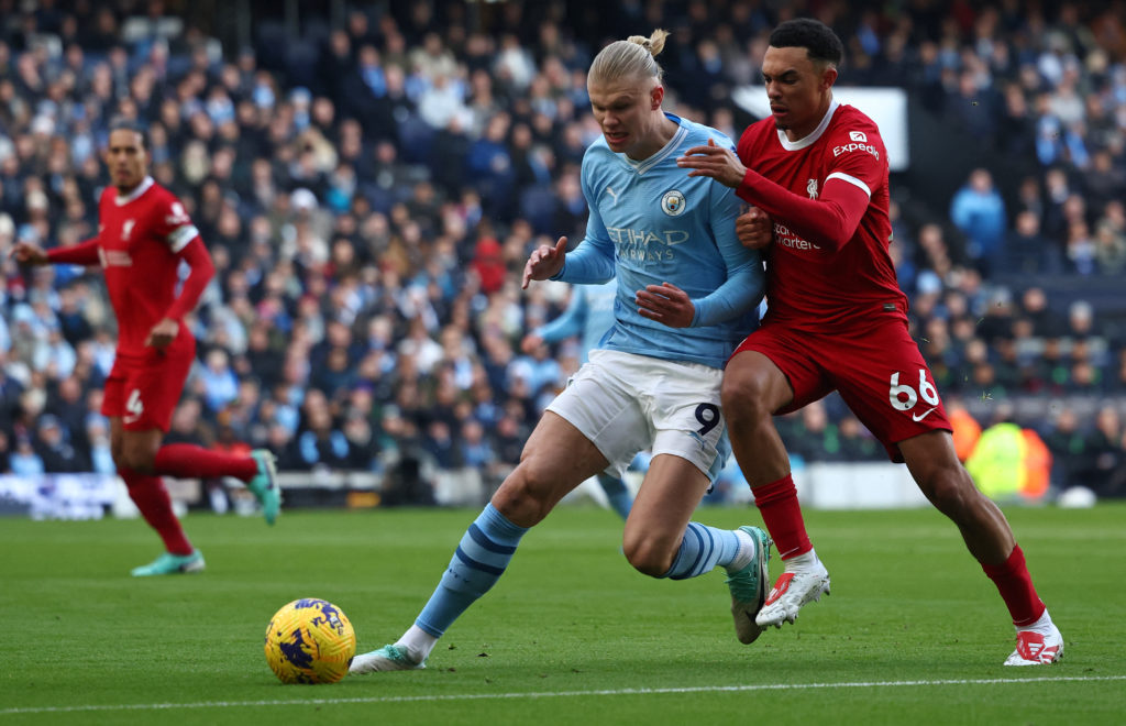 TOPSHOT-FBL-ENG-PR-MAN CITY-LIVERPOOL