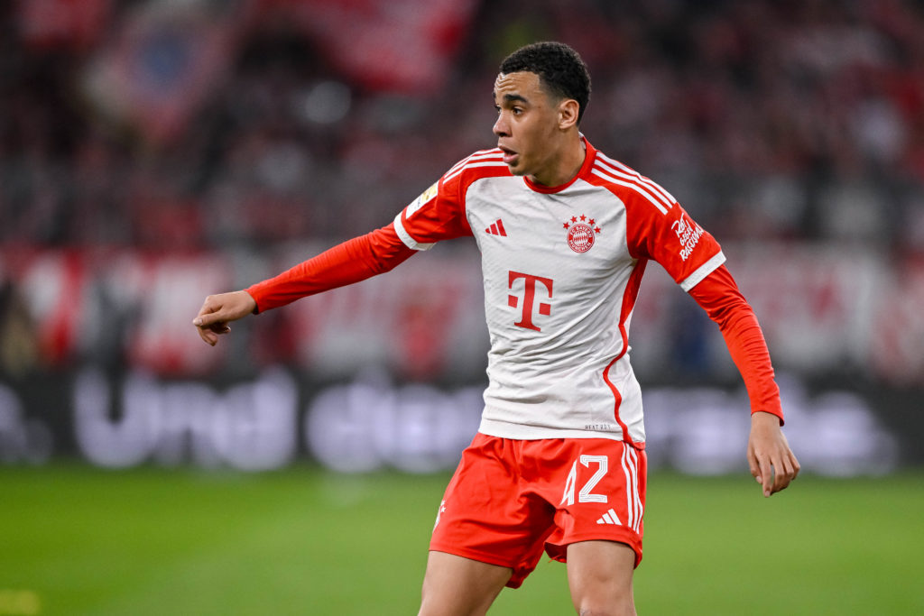 FC Bayern München v Borussia Dortmund - Bundesliga