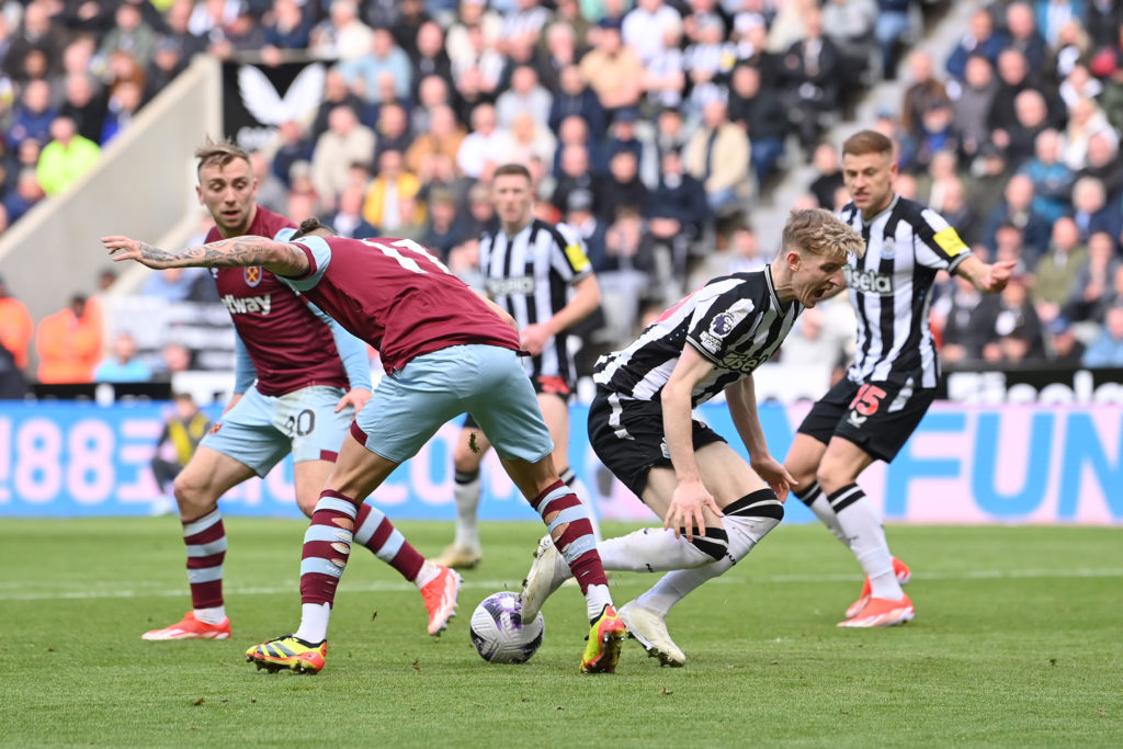 Newcastle United v West Ham United - Premier League