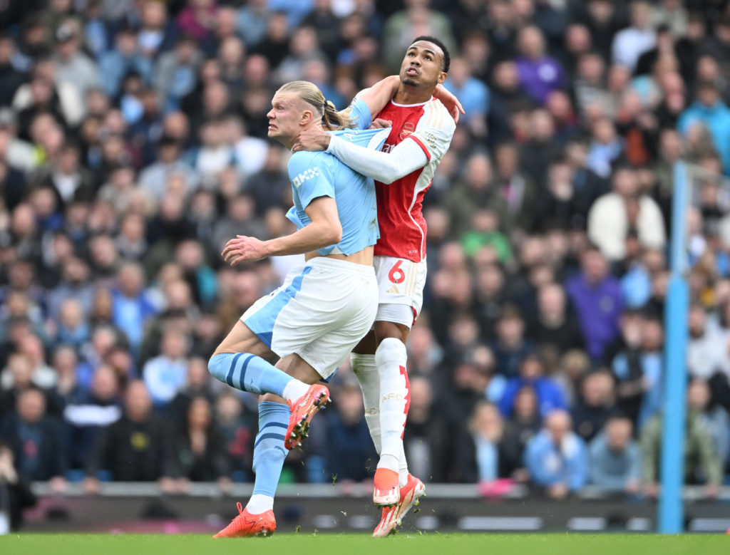 Manchester City v Arsenal FC - Premier League
