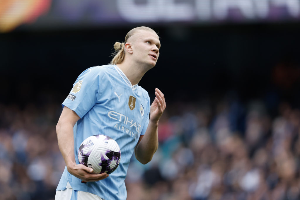 Manchester City v Wolverhampton Wanderers - Premier League