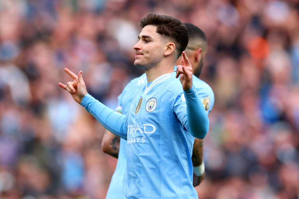 Manchester City v Wolverhampton Wanderers - Premier League