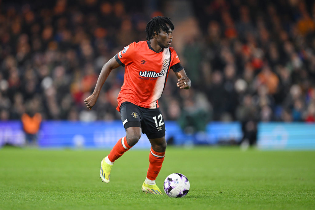 Luton Town v Aston Villa - Premier League