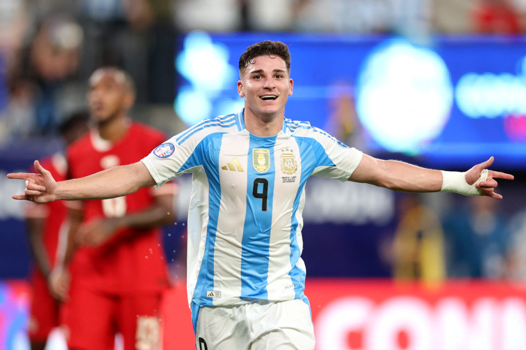 TOPSHOT-FBL-COPA AMERICA-2024-ARG-CAN