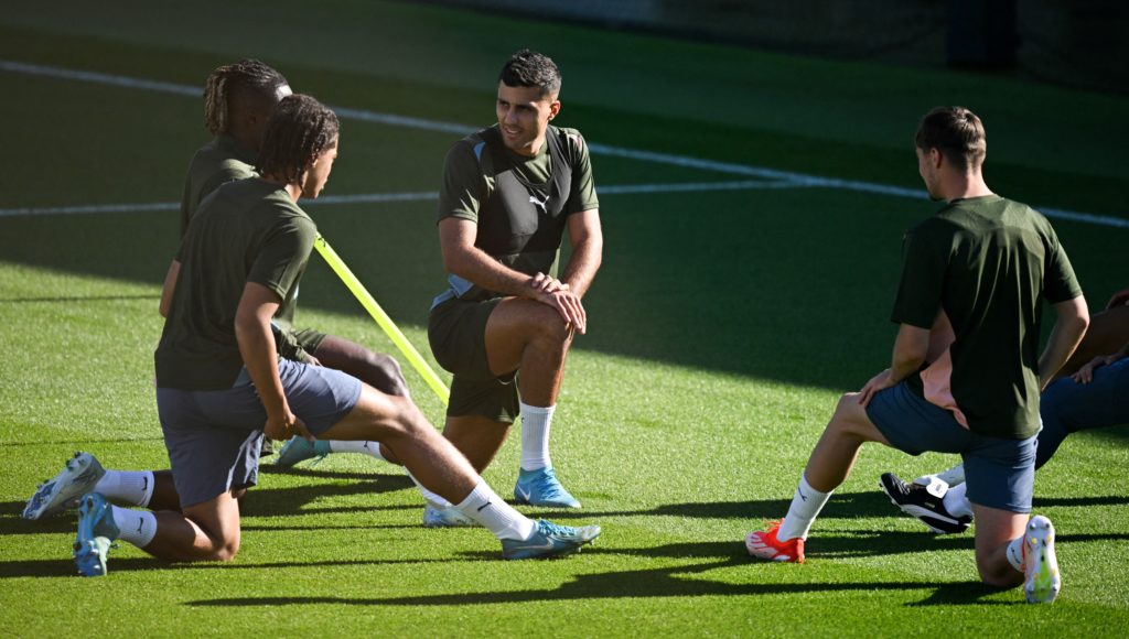 FBL-EUR-C1-MAN CITY-TRAINING