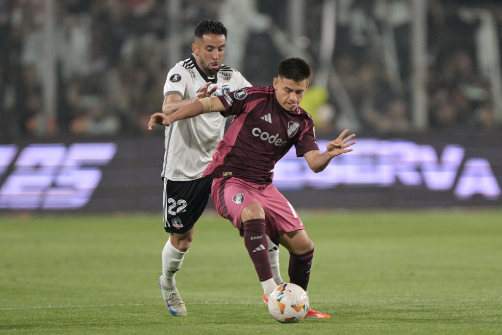 FBL-LIBERTADORES-COLOCOLO-RIVER