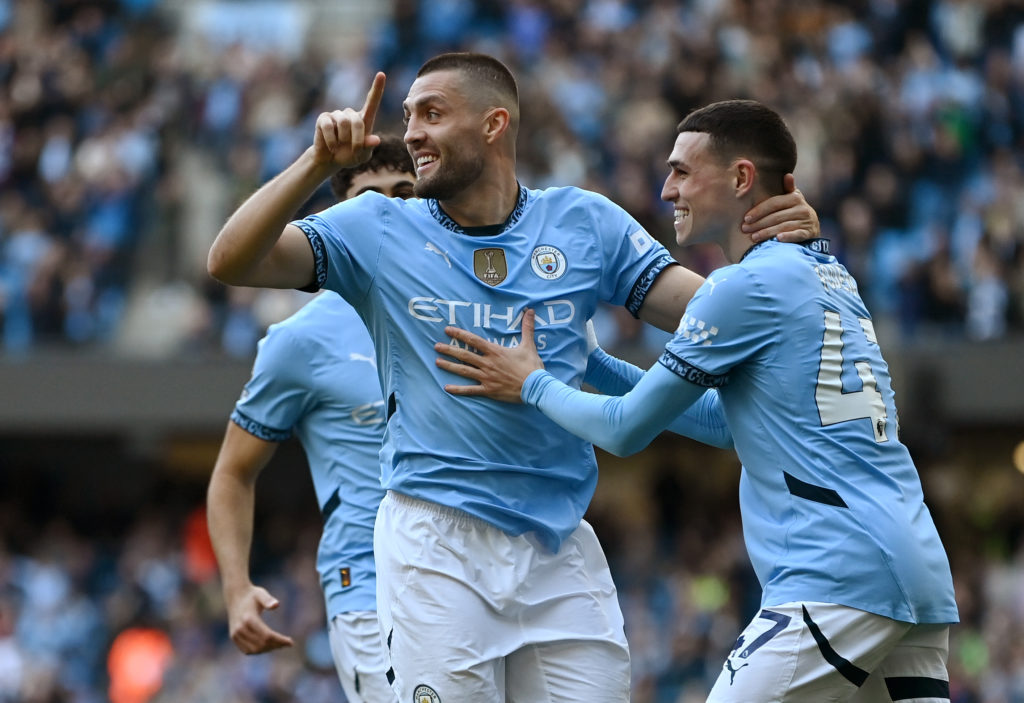 Manchester City FC v Fulham FC - Premier League