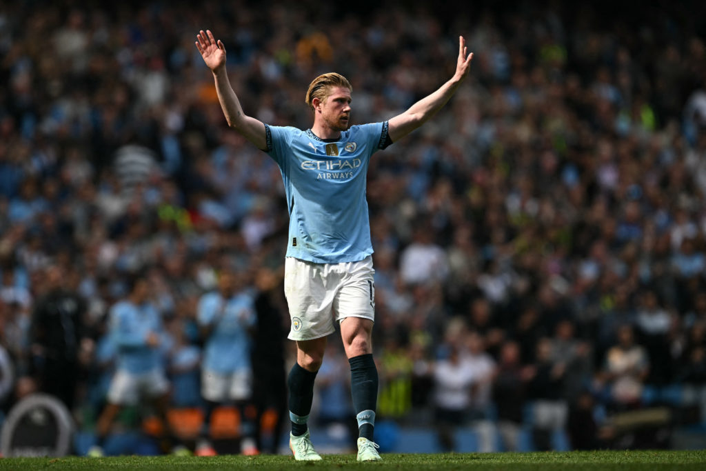 TOPSHOT-FBL-ENG-PR-MAN CITY-CRYSTAL PALACE