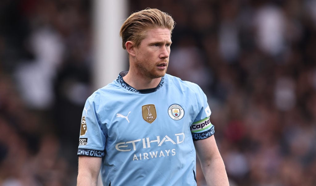 Kevin De Bruyne in action during Fulham v Manchester City