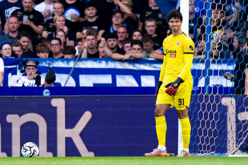 Senne Lammens in action during KRC Genk v Royal Antwerp FC