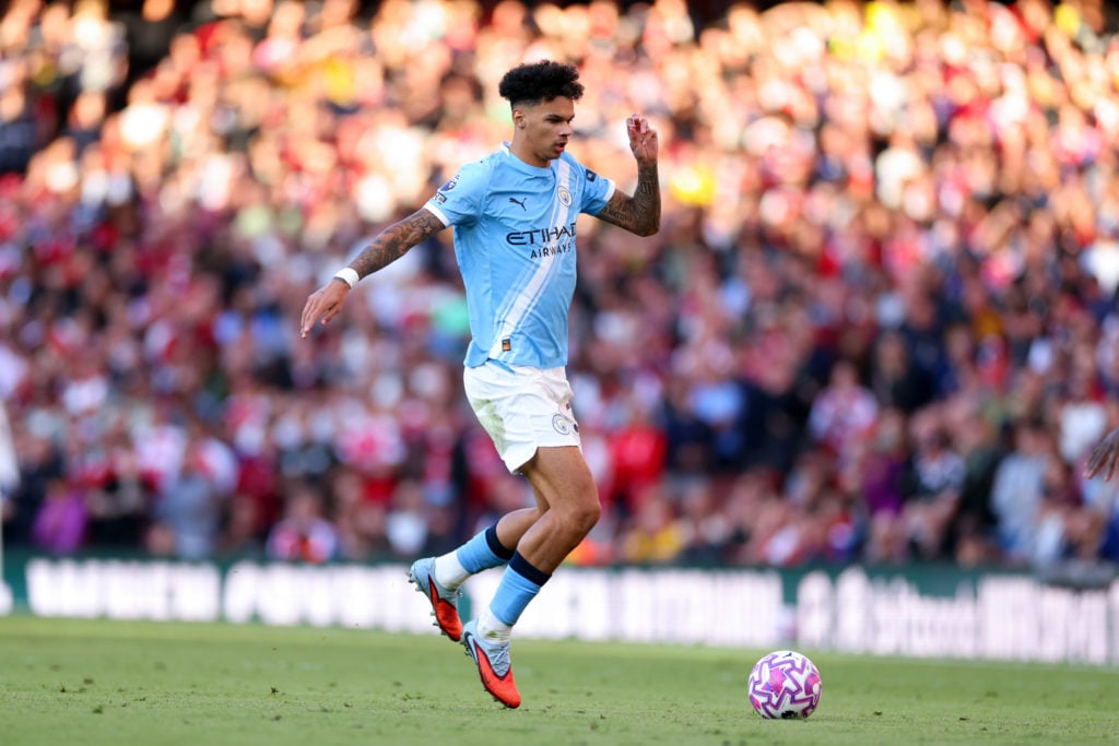 Nico O'Reilly in action during Arsenal vs Manchester City
